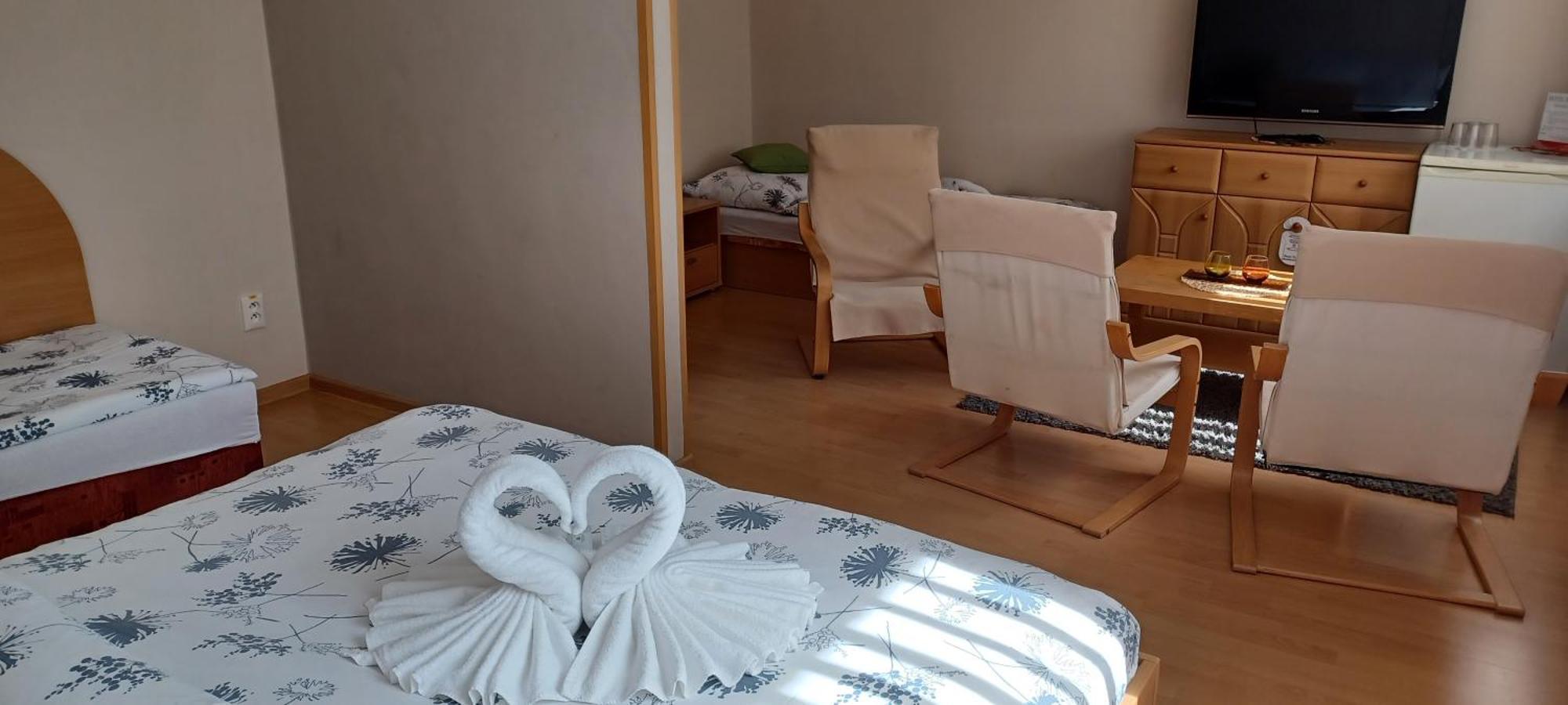 Hotel Banik Handlová Zewnętrze zdjęcie