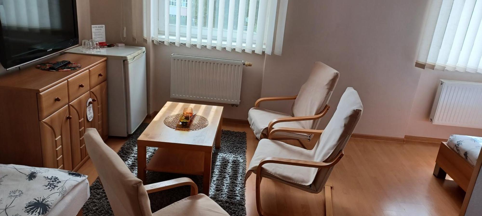 Hotel Banik Handlová Zewnętrze zdjęcie