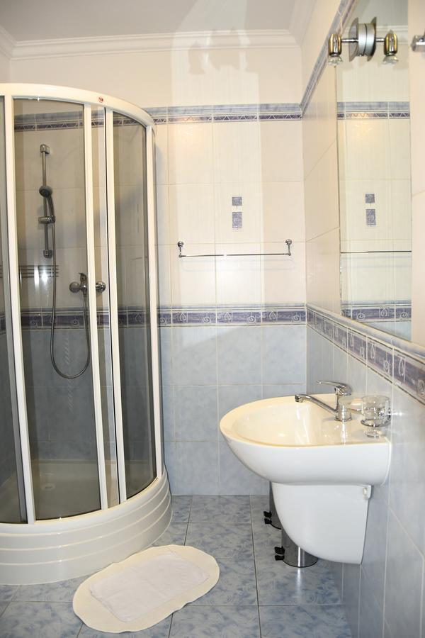 Hotel Banik Handlová Zewnętrze zdjęcie
